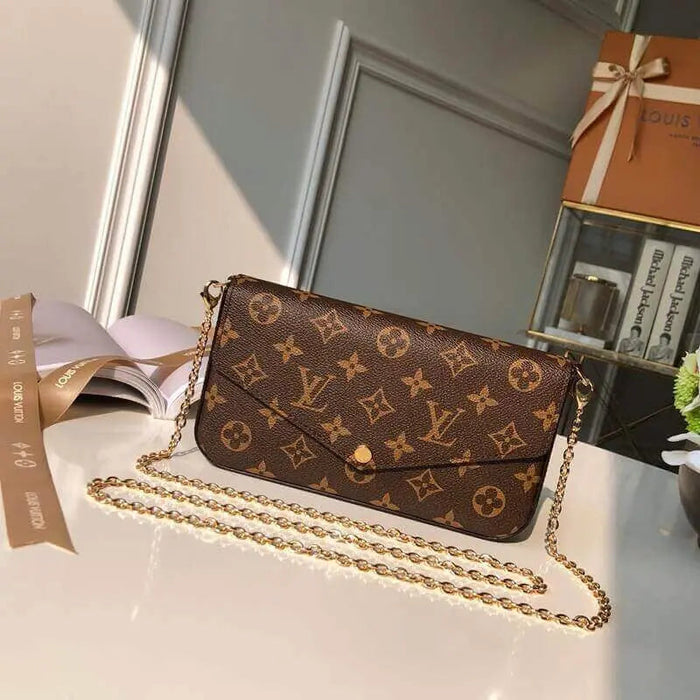 Louis Vuitton (Box Packing) 1969 Monogram Canvas Pochette Felicie Wallets Handbag Clutch Article:M61276 - Senora